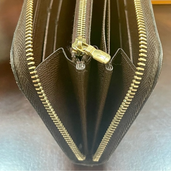 Louis Vuitton Damier Ebene Zippy wallet - Picture 6 of 16